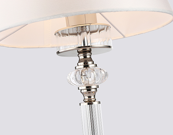 Настольная лампа Ambrella Heigh Light LH71007